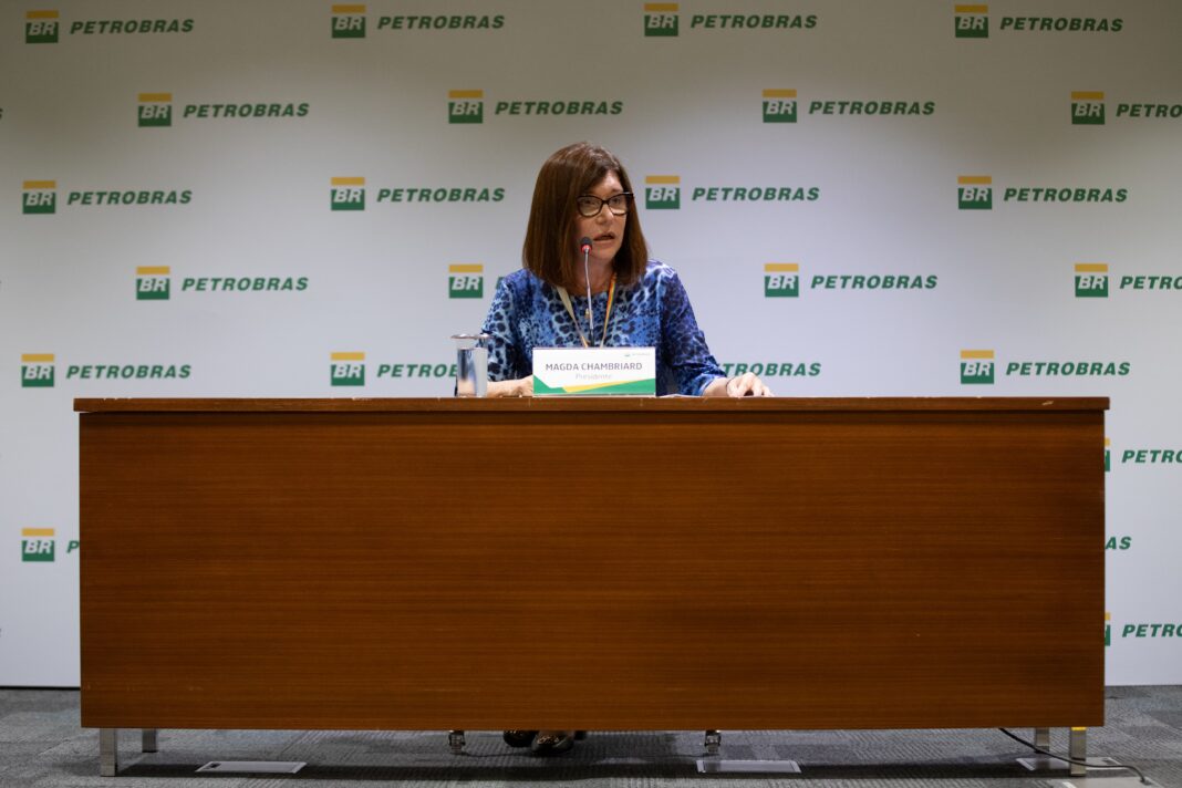 Presidente da Petrobras, Magda Chambriard, recebeu jornalistas nesta segunda-feira (27/05). Foto: Rafael Pereira / Agência Petrobras.